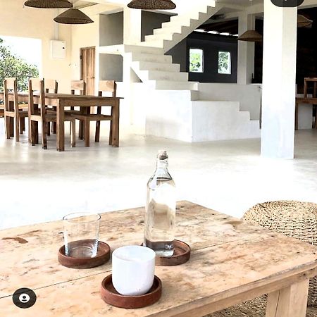 Ocean Bay Surf Resort Weligama Exterior photo