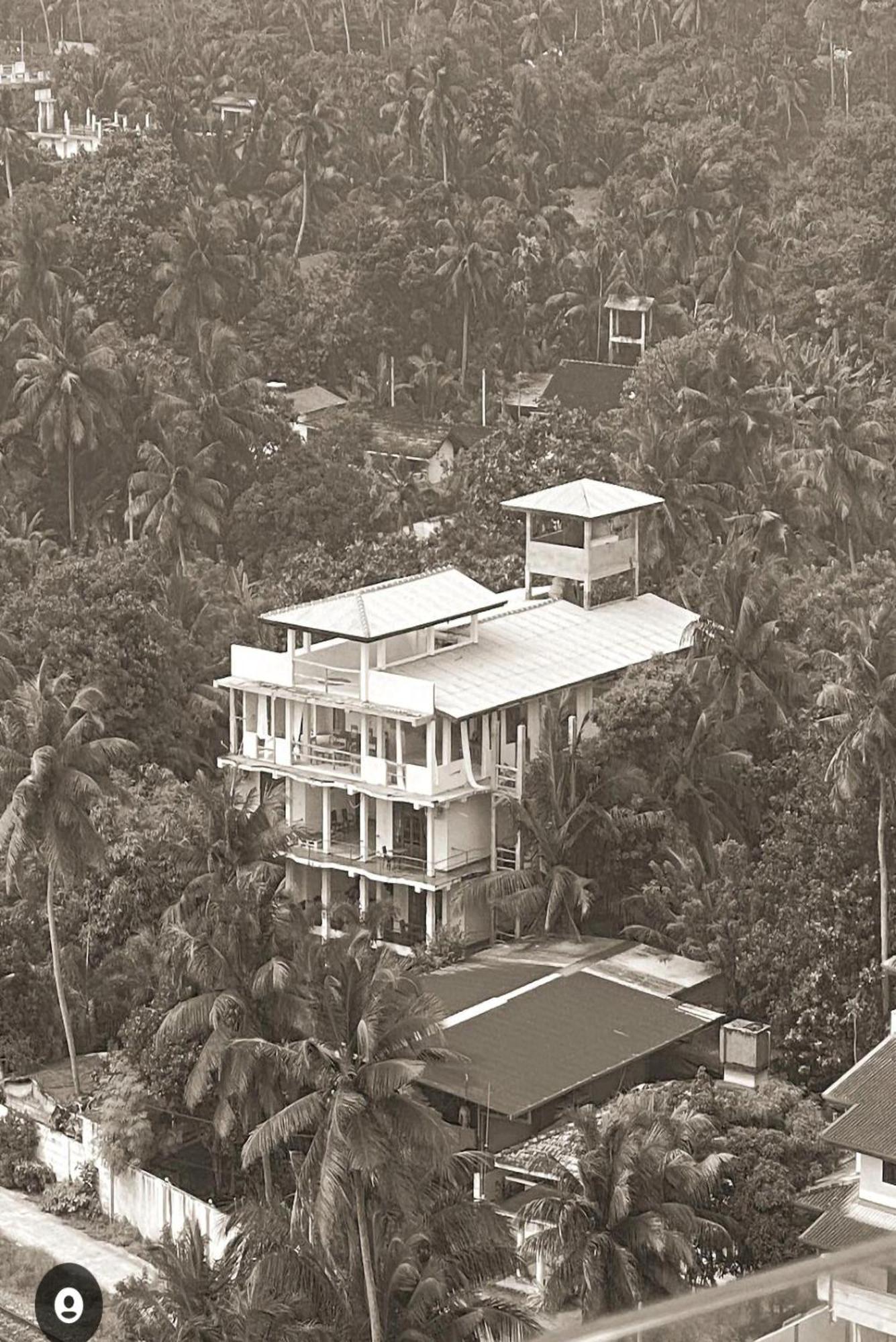 Ocean Bay Surf Resort Weligama Exterior photo