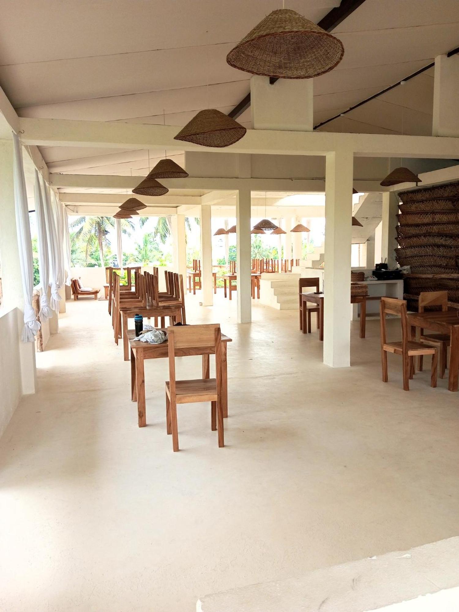Ocean Bay Surf Resort Weligama Exterior photo