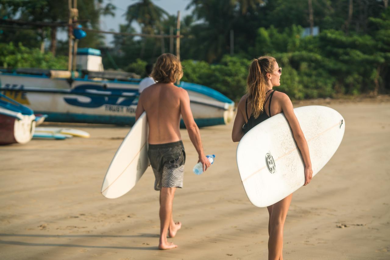 Ocean Bay Surf Resort Weligama Exterior photo