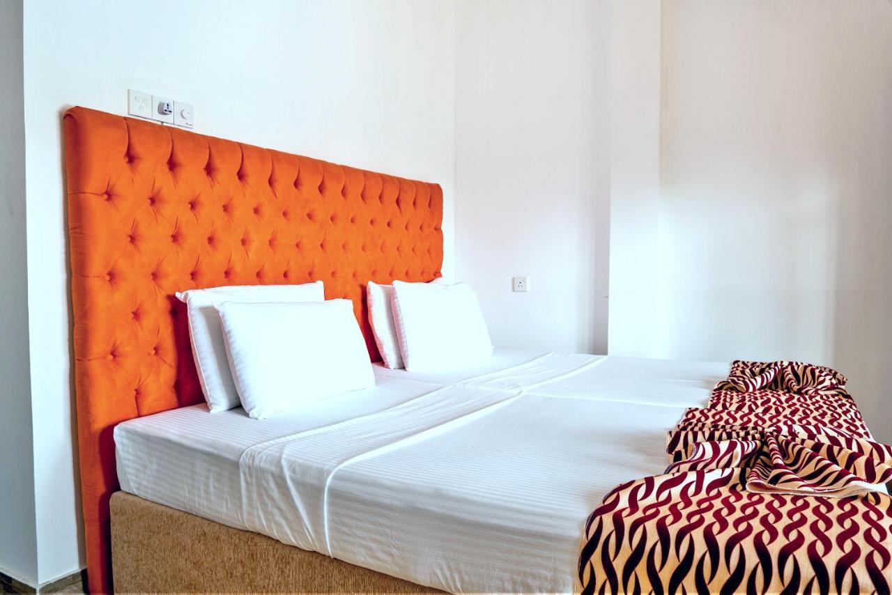Ocean Bay Surf Resort Weligama Exterior photo